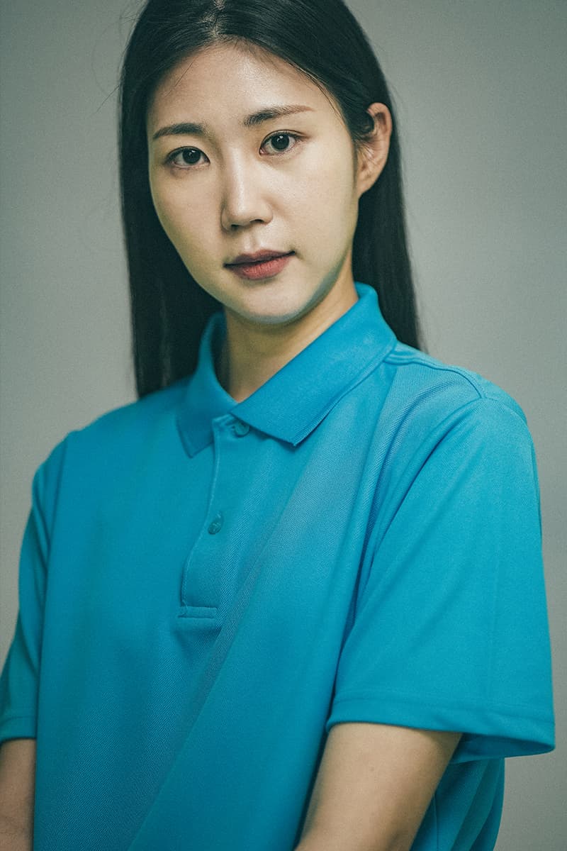 베이직 솔리드 긴팔 제품군 착용 참고 이미지 1